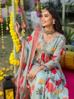 Nude Green printed suit set - Image 4