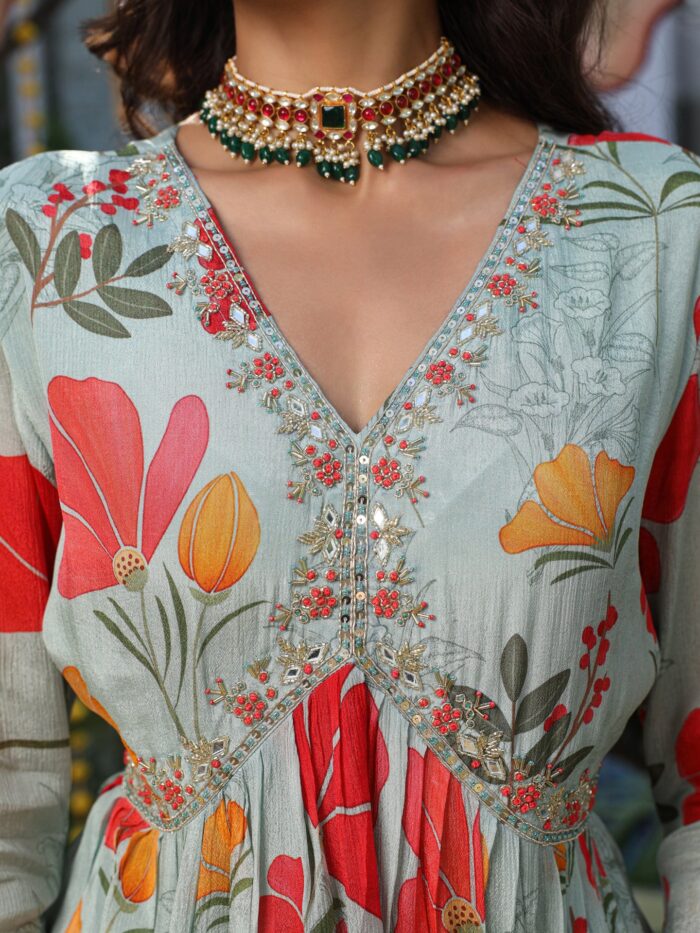 Nude Green printed suit set - Image 5