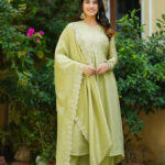 Green pearl suit set